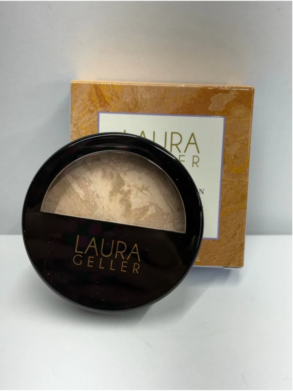 Laura Geller Baked Balance-N-Brighten Foundation Fair 0.32 oz 9g NIB